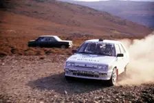 Renault-11-Turbo-TRA-1992-Ege-Rallisi.webp