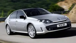 2008-Renault-Laguna-GT-8.webp