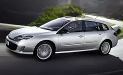 2008-Renault-Laguna-GT-9.webp