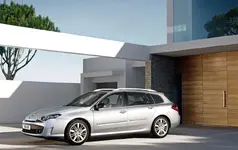 2008-Renault-Laguna-GT-14.webp