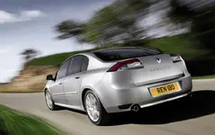 2008-Renault-Laguna-GT-16.webp