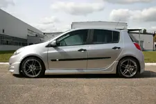 Carzone-Renault-Clio-3-Shogun-3.webp