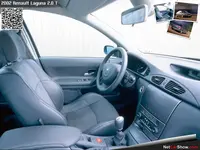 Renault-Laguna_2.0_T_2002_photo_04.webp