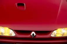 RENAULT-19-16s-3215.webp