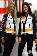 season2010_race13_babes_2.webp