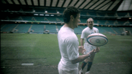 01-rugbyball809559451.gif