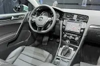 2013-VW-Golf-7-Live-4.webp