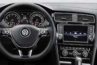 2013-Volkswagen-Golf-7-Interior-10.webp 2013-Volkswagen-Golf-7-Interior-10.webp