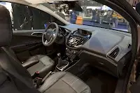 2013-Ford-B-MAX-MPV-Interior-Live-1.webp
