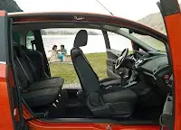 2013-Ford-B-MAX-MPV-Interior-New-1.webp