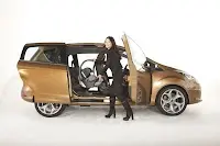 2013-Ford-B-MAX-MPV-1.webp
