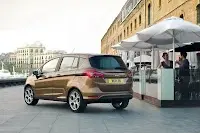 2013-Ford-B-MAX-MPV-14.webp