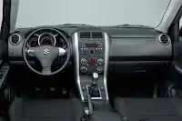 2013-Suzuki-Grand-Vitara-Facelift-Interior-1.webp 2013-Suzuki-Grand-Vitara-Facelift-Interior-1.webp