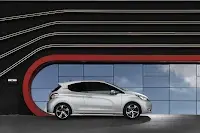 2013-Peugeot-208-GTi-16.webp 2013-Peugeot-208-GTi-16.webp