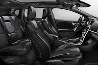2013-Volvo-V40-R-Design-Interior-2.webp 2013-Volvo-V40-R-Design-Interior-2.webp