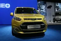 2014-Ford-Transit-Connect-Live-4.webp