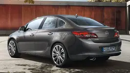 2013-Opel-Astra-Sedan-01.webp 2013-Opel-Astra-Sedan-01.webp