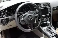 2013-Volkswagen-Golf-7-12.webp 2013-Volkswagen-Golf-7-12.webp