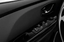 new-renault-clio-4-interior-3.webp