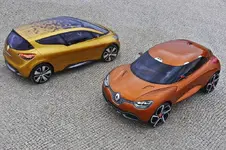 2011-renault-r-space-28_800x0w.webp