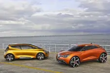 2011-renault-r-space-27_800x0w.webp