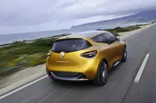 2011-renault-r-space-19_800x0w.webp