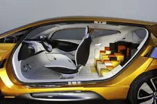 2011-renault-r-space-8_800x0w.webp