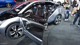 bmw-bringing-i3-and-i8-concepts-to-tokyo_12.webp