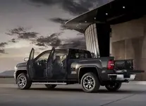 2014-gmc-sierra-04.webp