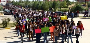 a_taciz_isyani_sokaklara_doktu13811607890_h1082848.webp