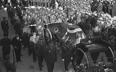 r-ataturk-mustafa-kemal-dolmabahce-110857518927084.webp