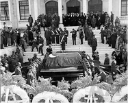 -ataturk-mustafa-kemal-dolmabahce-1108605983447152.webp