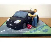 Renualt-Clio-car-cake.webp