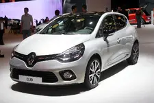 Yeni-Renault-Clio-Initiale-Paris-01.webp
