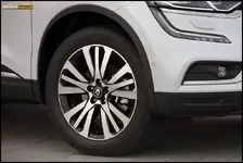 koleos-initialeparis17.webp
