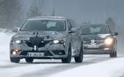 renault-megane-4-casus-cekimler-3.webp