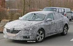 Renault-Big-Sedan-3.webp