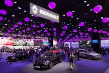 Yeni-Renault-Talisman-2016-03.webp