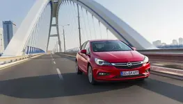 opel-700x400.webp opel-700x400.webp