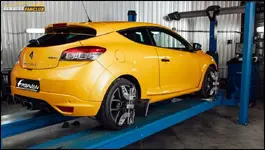 megane3-rs44.webp