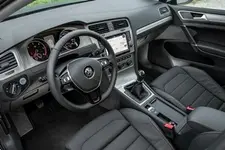 megane-golf-2016-14.webp
