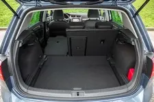 megane-golf-2016-36.webp