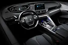 peugeot-3008-cockpit-spy-1.webp
