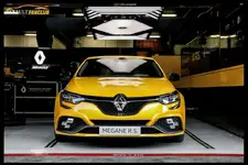 megane%20trophy6.webp